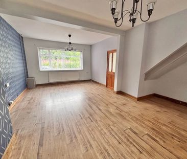 Glyn Gaer Road - Photo 2