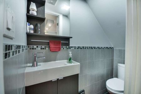 For Lease - 313 Kane Avenue, Toronto, Ontario - Photo 3