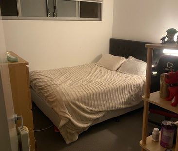 Kensington - Photo 2