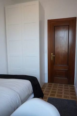 Calle de la Virgen de Aránzazu, Madrid, Community of Madrid 28034 - Foto 3