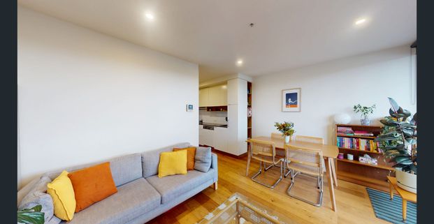 Stylish Urban Living in the Heart of Northcote - Photo 1