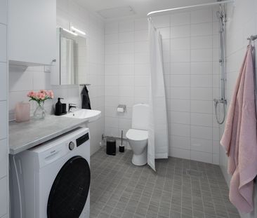 Klaksviksgatan, Kista - Photo 5