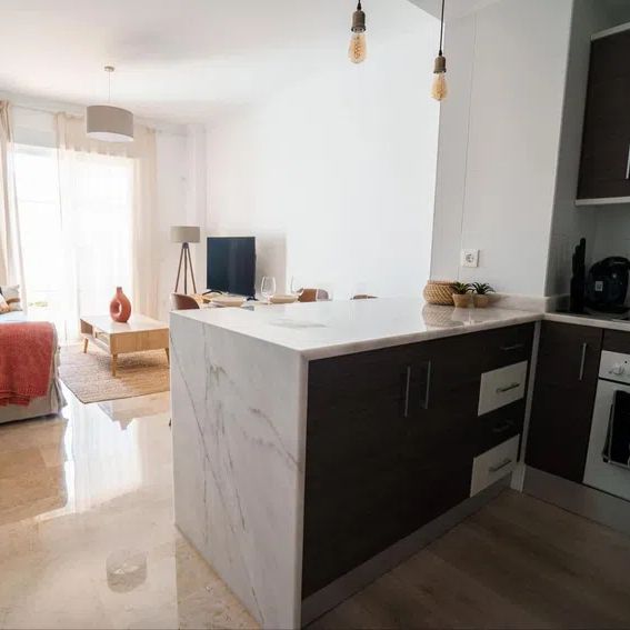 Alquiler de piso en Calle Martagina, 40 - Photo 1