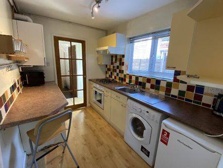 3 bedroom house to rent - Photo 2