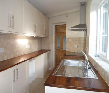 2 bedroom terraced house to rent - Photo 5