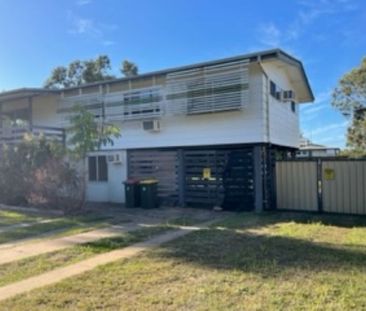 Spacious 4 Bedroom High-Set Home - Photo 1