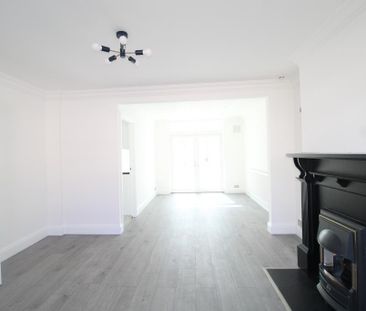 3 bedroom terraced house to rent - Photo 3