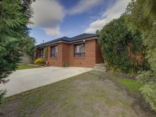 11 Dale Court, 3179, Scoresby Vic - Photo 1