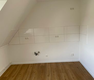 ~~Kleine Dachgeschoss 2 Zimmerwohnung in Bünde Mitte !~~ - Photo 4