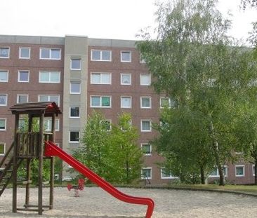 umgebaute Wohnung mit großem Badezimmer und geräumgier Küche - Photo 1