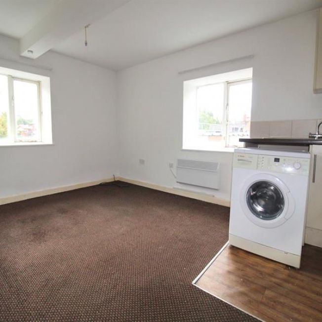 2 Bedroom Apartment To Let - Photo 1