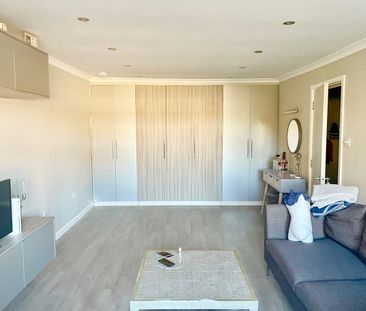 Studio Flat, Hurst Court, SE25 - Photo 3