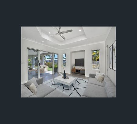 2/35 Beaver Street, Clifton Beach, Qld 4879 - Photo 2