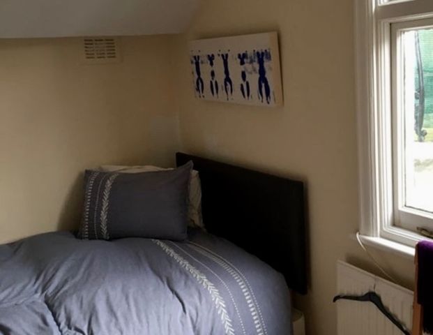 Room in a Shared House, Westbourne Terrace, W2 - Photo 1