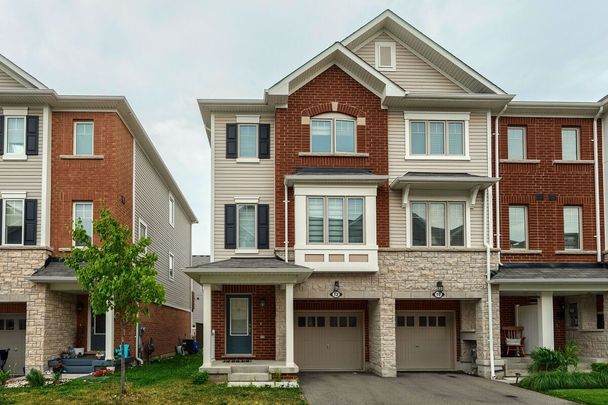 For Lease - 12 Rapids Lane, Hamilton, Ontario - Photo 1