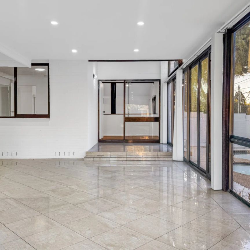 Renovated Four Bedroom Home In Prime Location - Photo 1