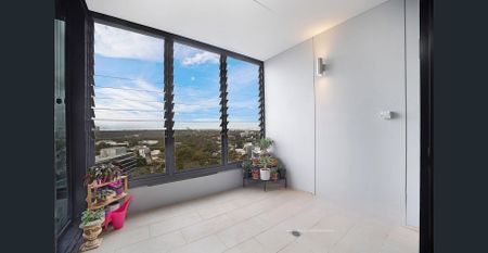 City Skyline & NYE Fireworks ** Available 22/11/25 ** - Photo 3