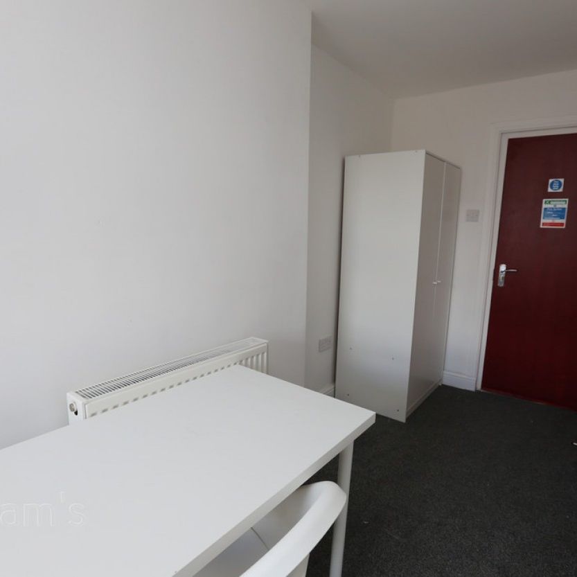 1 bed Studio for Rent - Photo 1