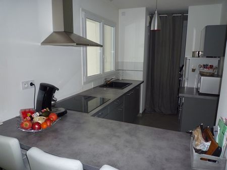 T2 récent Seynod avec garage - Photo 4