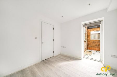 Regents Park Road, N3, London - Photo 4