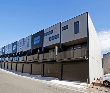 Modern apartment in central location - Photo 5