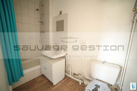 Location Appartement 1 pièce 21m² ROUEN 76000 - Photo 4