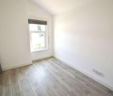 Malton Street, London, SE18 - Photo 3