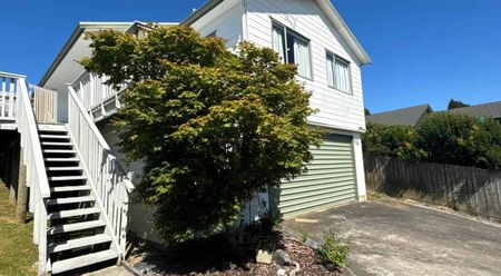 Four Bedroom Family Home - Photo 5