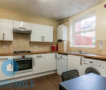 1 bed Shared House for Rent - Photo 3