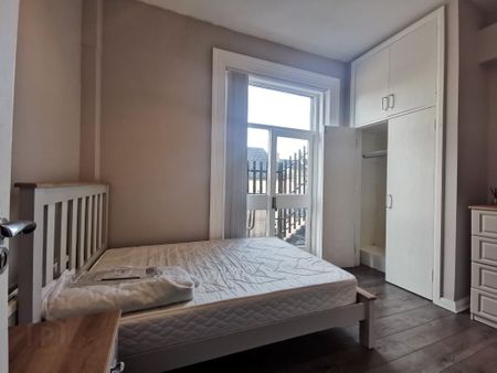 Room 4, 34 Northland Road, Londonderry, BT48 7NA - Photo 3