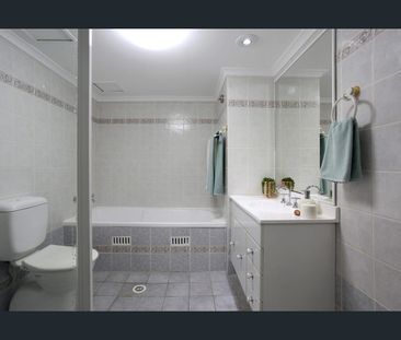 Convenient City Fringe Living In Highly Acclaimed "The Mirage" Complex - Photo 6