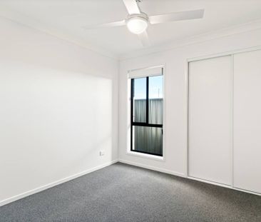 Brand new family home - Photo 4