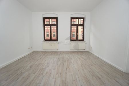 Romantische Altbau-3-Raum-Balkon-Wohnung nahe der Zwickauer Innenstadt - Photo 4