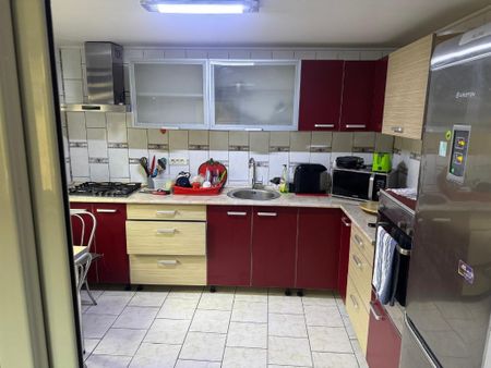 Inchiriez casa+curte in Voluntari - Fotografie 3