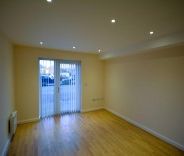 2 bed Apartment for Rent - Photo 4