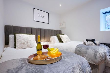 1 bedroom serviced apartment to rent - Photo 5