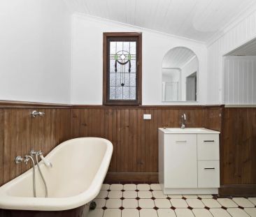 4 Bedroom Home - Photo 6