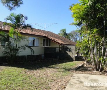 SHORT WALK TO BEACH - 3 BEDROOM HOME WITH FENCED YARD - Photo 6
