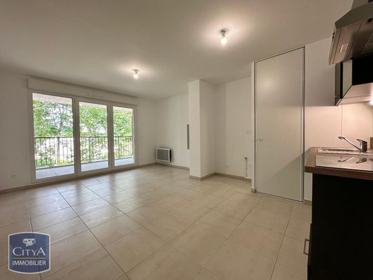 Location Appartement 2 pièces 41m² MORIERES LES AVIGNON 84310 - Photo 1