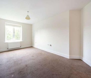 Kingsquarter, Maidenhead, SL6 - Photo 5