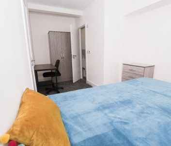5 bedroom House To Rent Total Size: 1249 SQ FT - Photo 5