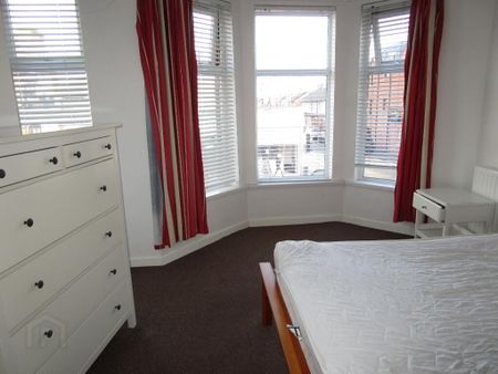 WOODSTOCK ROAD - Double Bedroom To Let, Shared House, Belfast, BT6 8PW - Photo 3