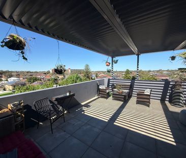 Rosebery - Photo 1