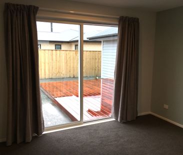 Executive Four Bedroom Home - Photo 6