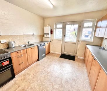 Swanage Road, Southend-on-Sea, Essex, SS2 5HX - Photo 6