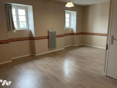 VANNES CENTRE VILLE STUDIO 28 m² env. LIBRE - Photo 2