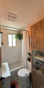3 1/2 haut de triplex à louer - Photo 3