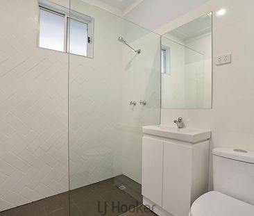 COSY 4 BEDROOM HOME!! - Photo 3