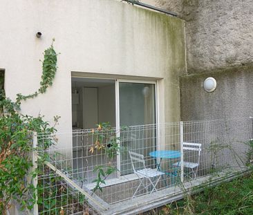 A louer appartement de type 1 meublé avec terrasse à Marseille 13005 CONCEPTION - Photo 1