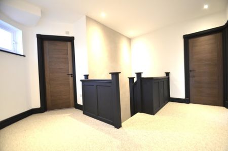 4 bedroom Detached house to rent - Photo 4
